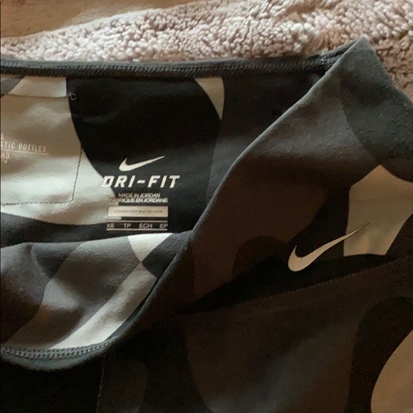 Nike leggings - Picture 3 of 4